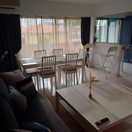 Apartment Le Diego Suarez, 5 Pers, Climatisation, Parking, 100m Des Plages