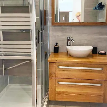 Apartman Le Diego Suarez, 5 Pers, Climatisation, Parking, 100m Des Plages Antibes